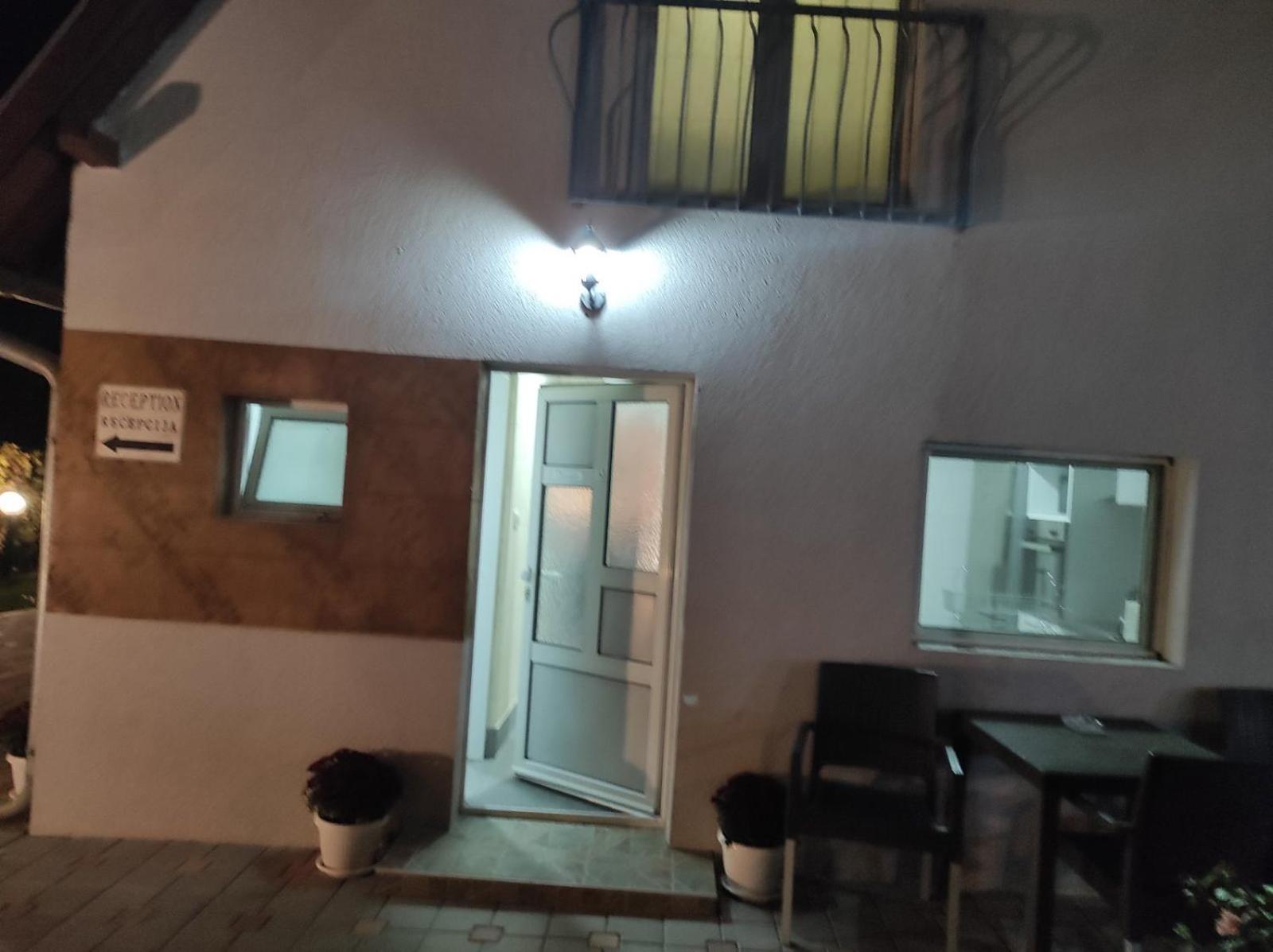 Vila Mila Riverside Apartments Smederevo Rom bilde