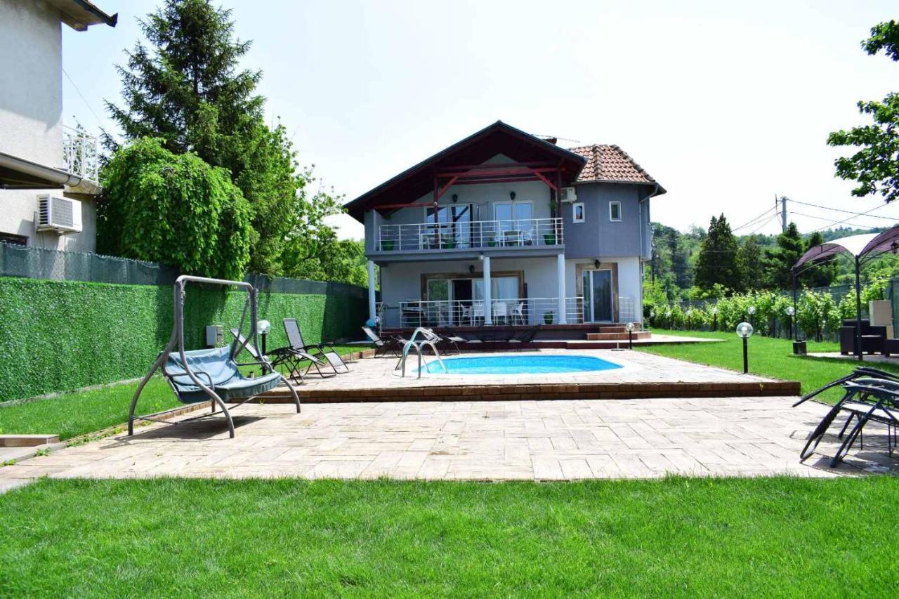 Vila Mila Riverside Apartments Smederevo Eksteriør bilde