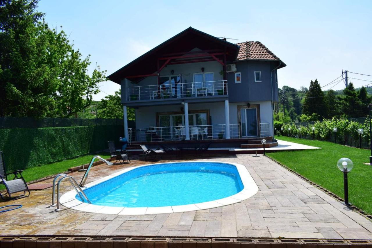 Vila Mila Riverside Apartments Smederevo Eksteriør bilde